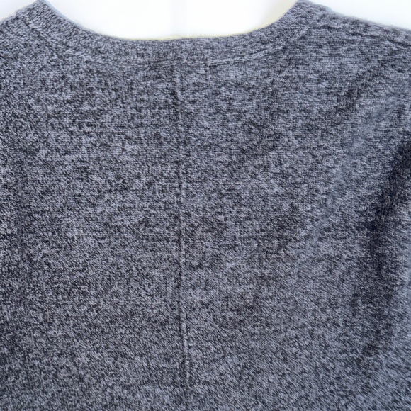Philosophy 100% Cashmere Dane  Lewis Cashmere Charcoal V-Neck Sweater - Picture 6 of 6